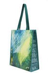Bolso de plástico con cinceladas en tonos verdes de la colección Geox for Valemour 2016.