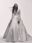 Vestido de novia de corte imperio con pedrería de la Colección Bridal 2017 de Elie Saab