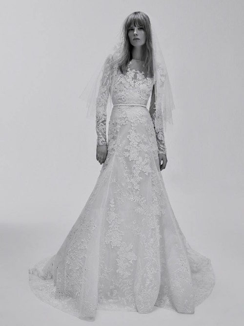 Vestido de novia con encaje floral de la Colección Bridal 2017 de Elie Saab