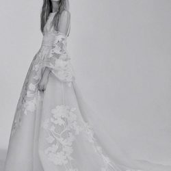 Vestido de novia con estampados florales de la Colección Bridal 2017 de Elie Saab