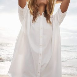 blusón blanco y sombrero de la colección de baño primavera/verano 2016 de & other stories