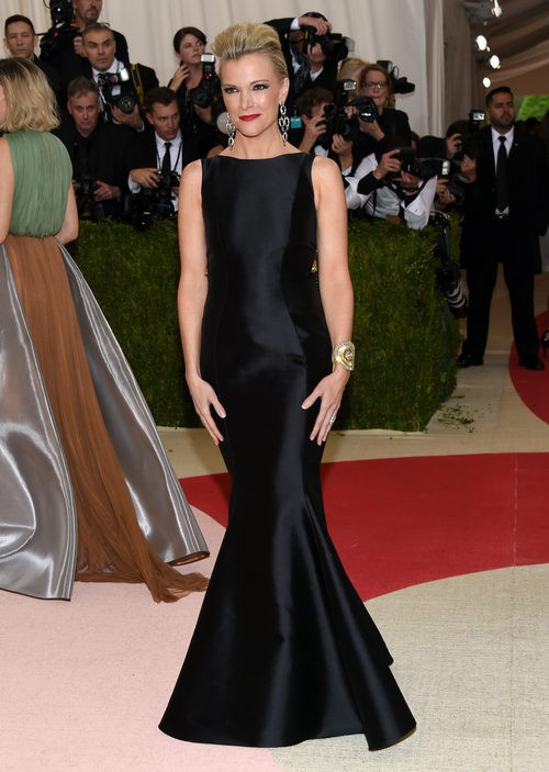 Megyn Kelly en la alfombra roja de la Gala Met 2016