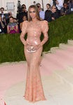 Beyoncé en la alfombra roja de la Gala Met 2016