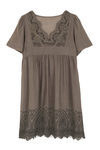 Vestido marrón con bordados de la nueva colección verano 2016 de Indi&Cold