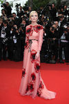 Kirsten Dunst en la alfombra roja del Festival de Cannes 2016