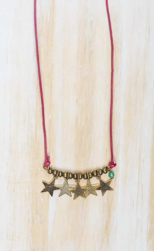 collar con estrellas de la colección de bisutería primavera/verano 2016 de GOCCO