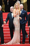 Blake Lively en la alfombra roja del Festival de Cannes 2016