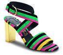 Sandalias de tacón con rayas de colores y correas de la colección otoño 2016 de Salvatore Ferragamo
