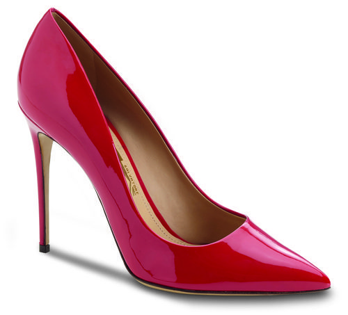 Stilettos rojos en charol de la colección otoño 2016 de Salvatore Ferragamo
