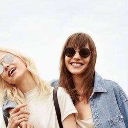 Gafas de lente solido y oscuro de la colección Festivals de Bershka
