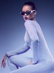 Look de Rihanna con gafas metálicas de la Colección de gafas de sol 'Rihanna' de Rihanna para Dior