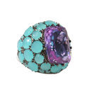 Anillo con pedrería turquesa y lila de la colección de verano 2016 de Lola Casademunt