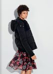 Cazadora bomber azul oscura de la colección otoño/invierno 2016/2017 de Etam