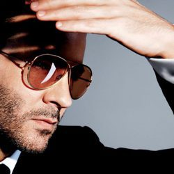 Tom Ford con diseños de la nueva colección TOM FORD Private Eyewear Collection 2016