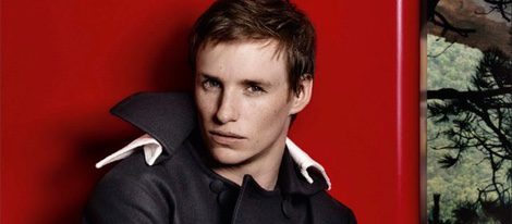 Eddie Redmayne cautivador para la nueva colección masculina de Otoño/Invierno 2016/2017 de Prada