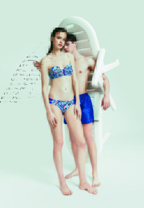 Modelos sexy para la nueva campaña 'Swim color' para este verano 2016 de Oysho