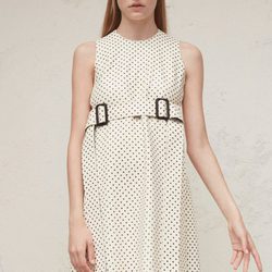 Diseño en marfil para la nueva colección femenina Pre-Spring 2017 de Calvin Klein