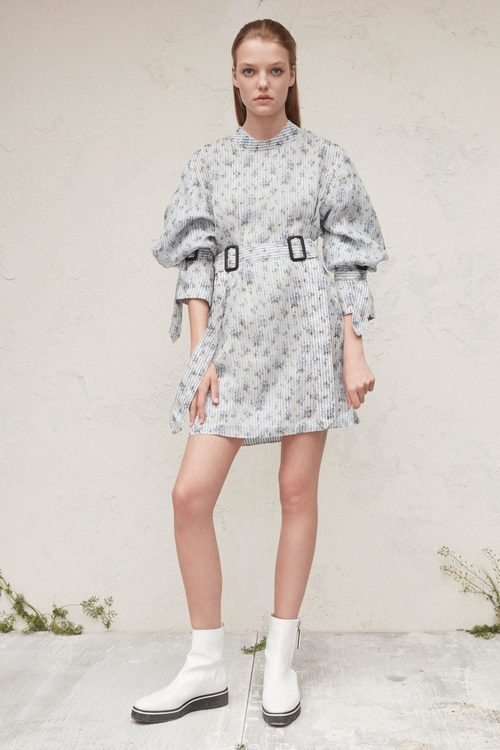 Diseño vestido bombacho para la nueva colección femenina Pre-Spring 2017 de Calvin Klein