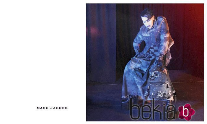 Marilyn Manson desfila para Marc Jacobs