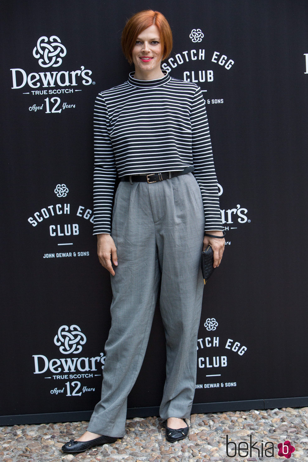 Bimba Bosé con un total look working girl