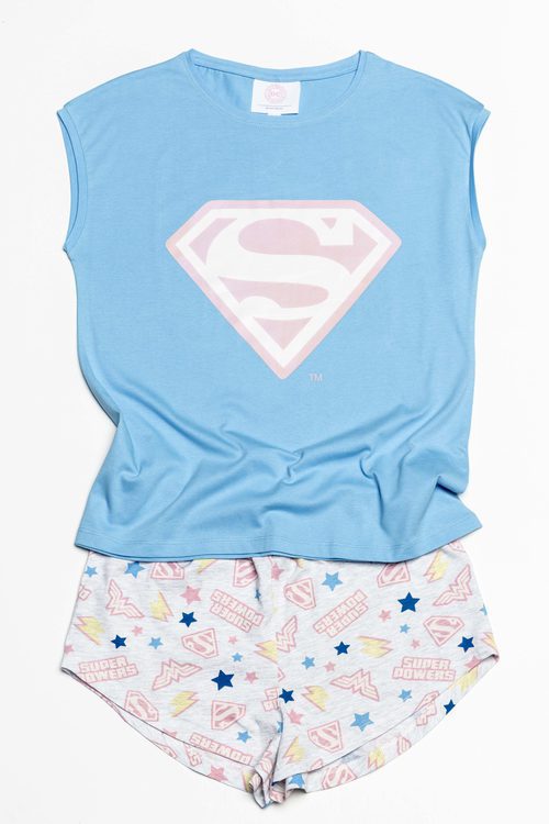 Pijama con insignia de Superman para la nueva colección 'Woder woman' de Women'secret