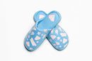 Zapatillas con insignia de 'Superman' para la nueva colección 'Woder woman' de Women'secret