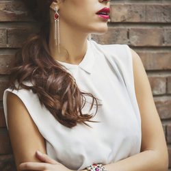 Teresa Bass sexy en la nueva colección de accesorios de Ciclón 2016