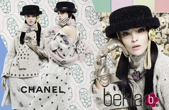 Modelos posando para la nueva campaña de otoño/invierno 2016 de Chanel