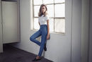 Jessica Alba con un look denim de DL1961