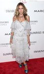 Sarah Jessica Parker con un vestido brillante en los ACE Awards