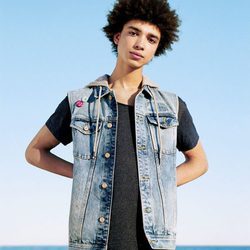 Chaleco denim de la colección otoño/invierno 2016/2017 de Pull&Bear