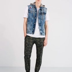 Chaleco y camiseta denim de Pull&Bear otoño/invierno 2016/2017