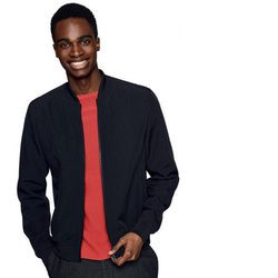 Bomber de la colección 'clothes for humans' de Benetton