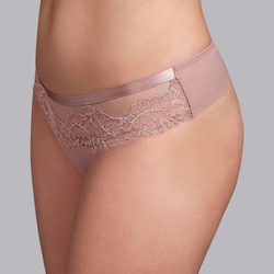 Culotte rosa victoriano de Andrés Sardá otoño/invierno 2016/2017