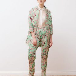 Chaqueta y pantalón floral de The 2nd Skin Co primavera/verano 2017