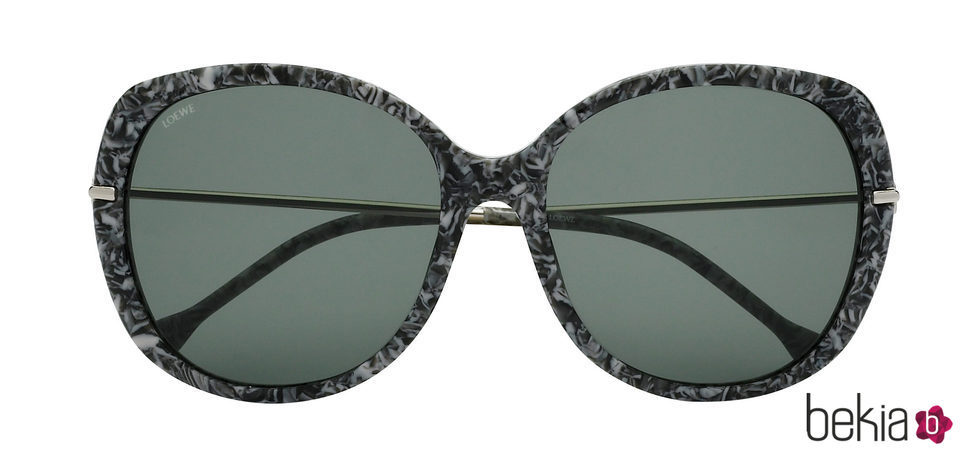 Gafas de sol en gris de Loewe otoño/invierno 2016/2017