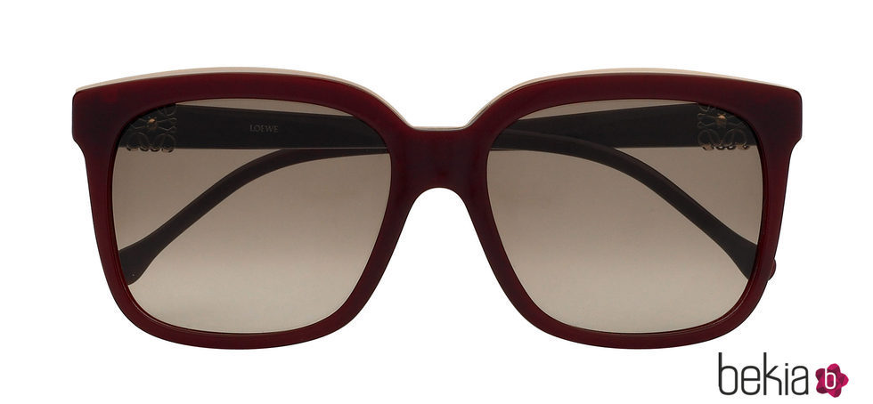 Gafas de sol burdeos de Loewe otoño/invierno 2016/2017