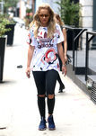 Rita Ora con un look sport por Nueva York