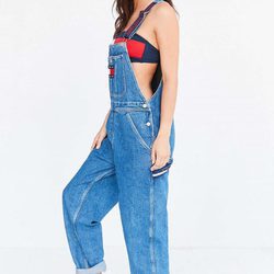 Peto largo de Tommy Jeans para Urban Outfitters