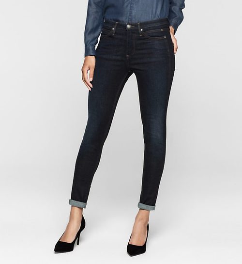 Vaqueros skinny de Calvin Klein Jeans otoño/invierno 2016/2017