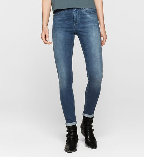 Vaqueros claros de Calvin Klein Jeans otoño/invierno 2016/2017