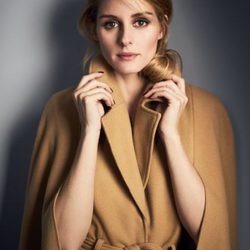 Olivia Palermo con un abrigo camel de Coast otoño/invierno 2016/2017