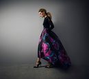Olivia Palermo posando para Coast otoño/invierno 2016/2017