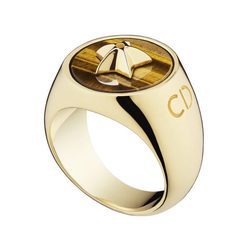 Anillo con una estrella de la colección de Dior 'Lucky Dior'