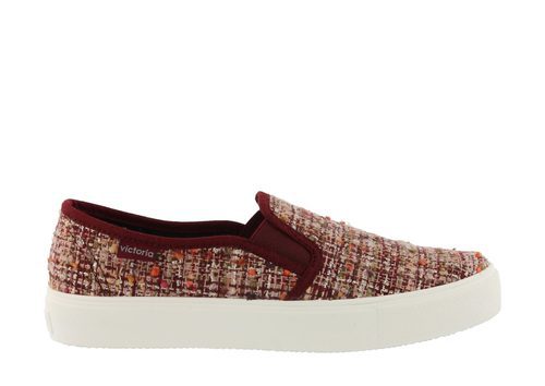 Slip-on granates de Victoria otoño/invierno 2016/2017