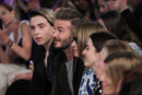 David Beckham, Brooklyn Beckham y Anna Wintour en el desfile de Victoria Beckham en la Nueva York Fashion Week