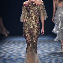 Vestido con volantes de Marchesa primavera/verano 2017 en la Semana de la Moda de Nueva York