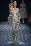 Vestido de flores de Marchesa primavera/verano 2017 en la Semana de la Moda de Nueva York