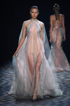 Vestido de transparencias de Marchesa primavera/verano 2017 en la Semana de la Moda de Nueva York