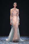 Vestido rosa cuarzo de Marchesa primavera/verano 2017 en la Semana de la Moda de Nueva York